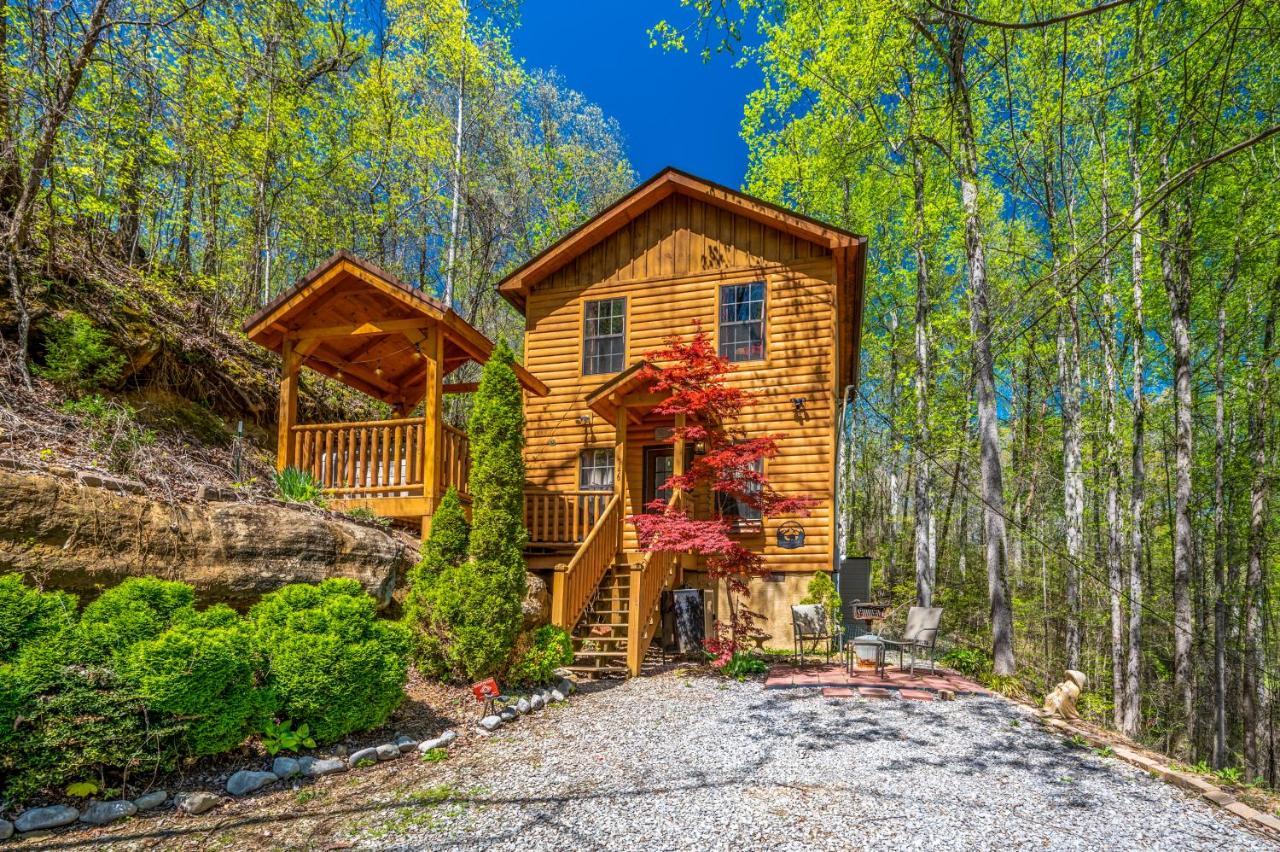 Permanent Vacation-Private Honeymoon Cabin With Hot Tub Villa Sevierville Exterior photo